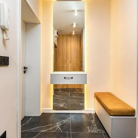 Sunset 2br Parking Included Апартаменты