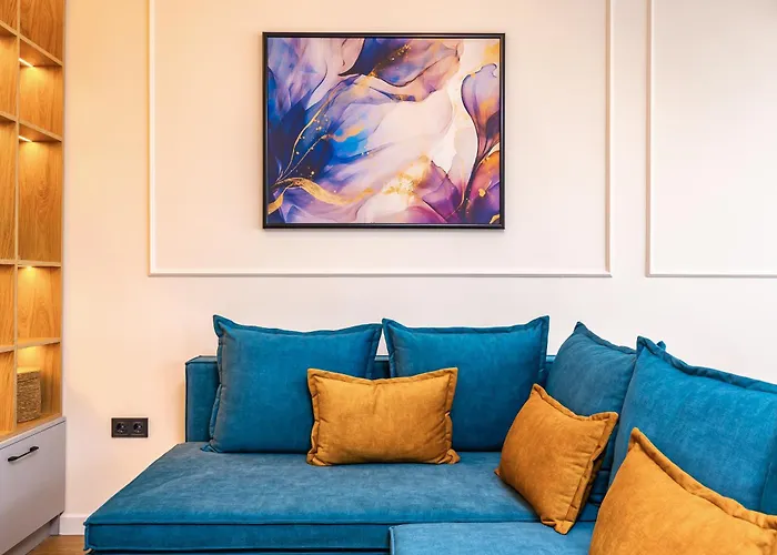 Apartament Sunset 2Br Apartment Central Street Parking Included *