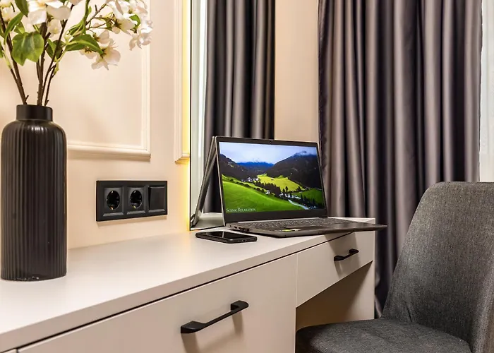 Sunset 2Br Apartment Central Street Parking Included Apartament Płowdiw