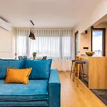 Apartment Sunset 2br Street Parking Included