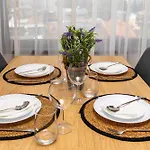 Apartment Sunset 2br Street Parking Included
