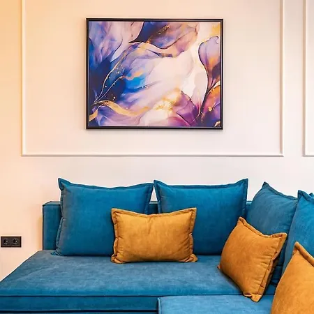 Sunset 2br Parking Included