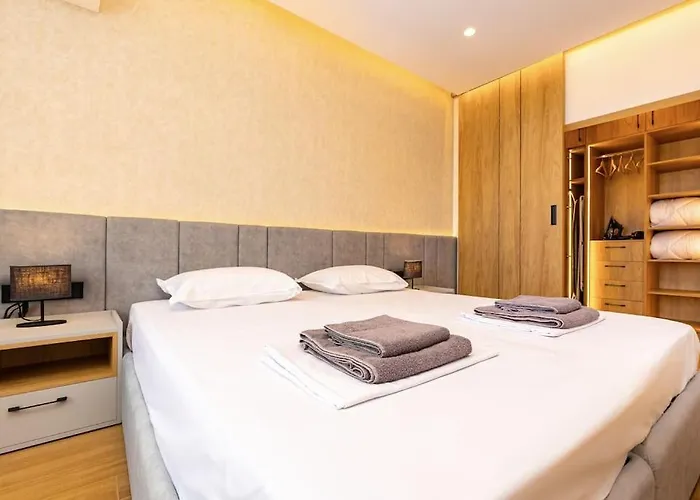 Sunset 2br Parking Included Plovdiv