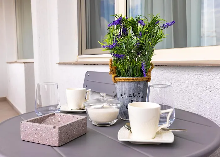 Sunset 2Br Apartment Central Street Parking Included Plovdiv